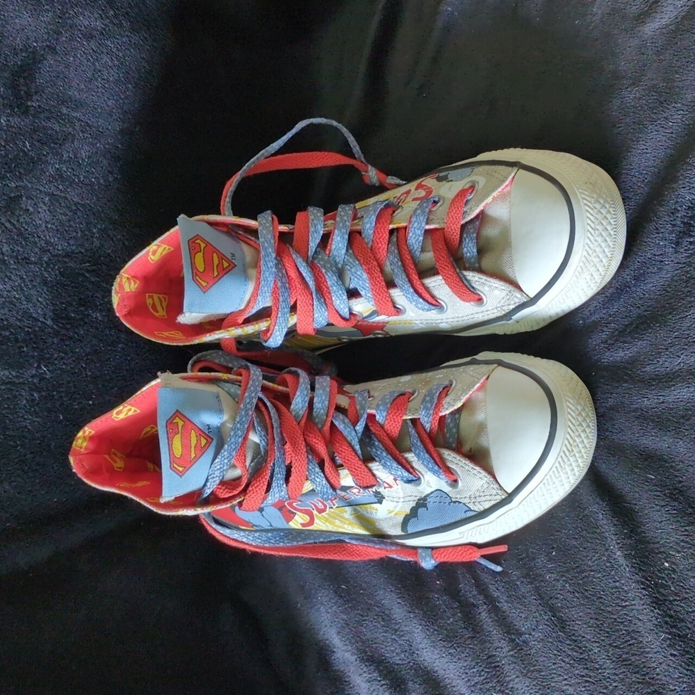 DC Comics x Chuck Taylor All Star Hi 'Superman'​​​ - Picture 4 of 8